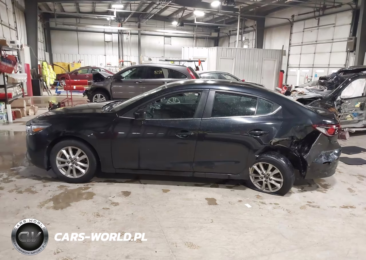 2017 Mazda Mazda3 Sport VIN:3MZBN1U78HM116589 - 14