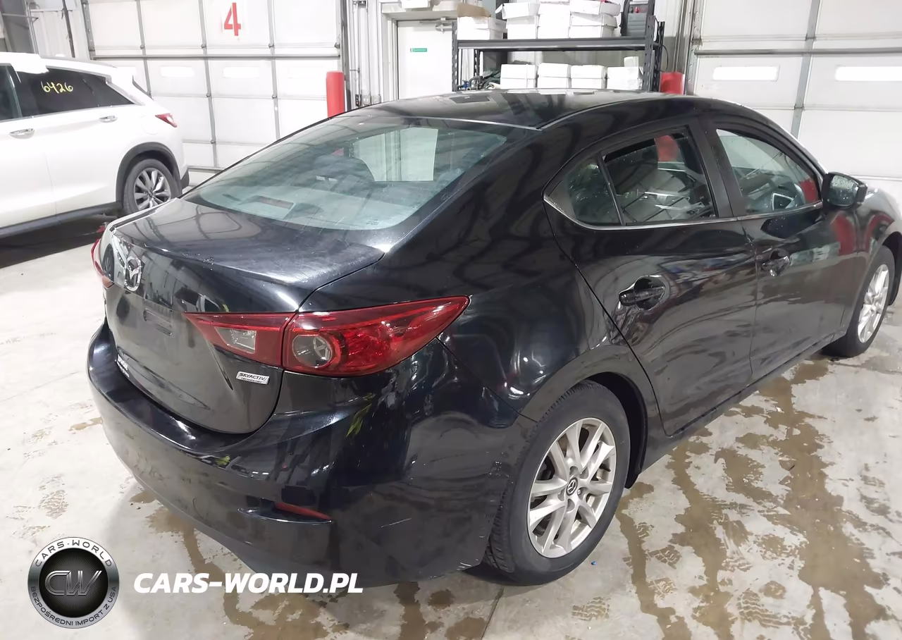 2017 Mazda Mazda3 Sport VIN:3MZBN1U78HM116589 - 4