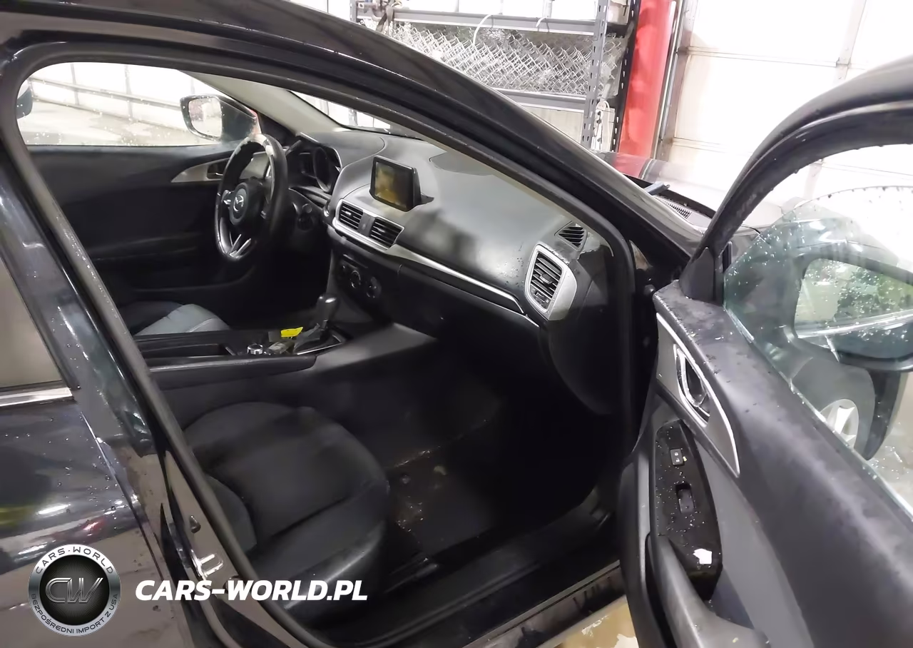 2017 Mazda Mazda3 Sport VIN:3MZBN1U78HM116589 - 5