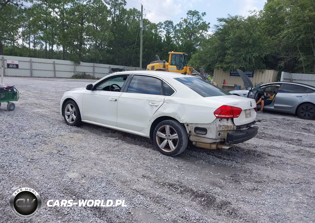 2013 Volkswagen Passat 2.5L Se VIN:1VWBP7A33DC113691 - 3