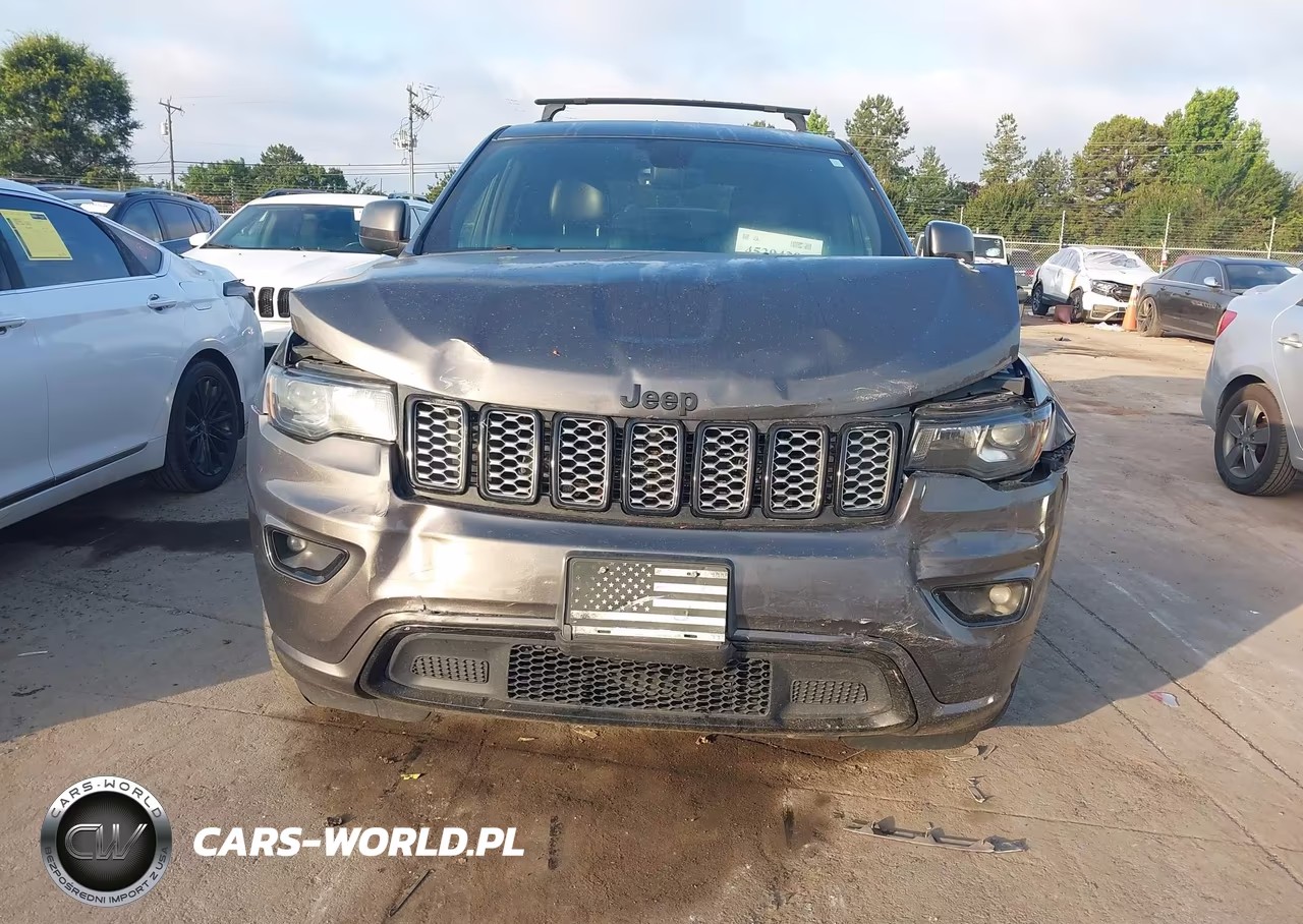2017 Jeep Grand Cherokee Altitude 4X4 VIN:1C4RJFAG1HC938327 - 6