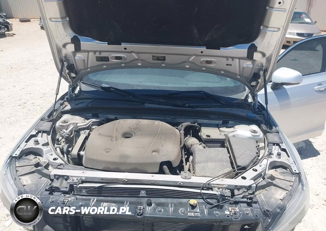 2018 Volvo S90 T5 Momentum VIN:LVY982AK3JP021051 - 10