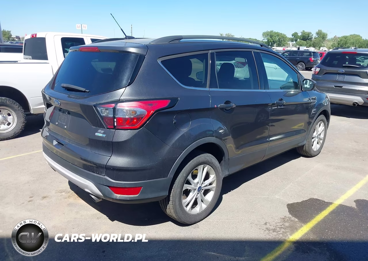 2018 Ford Escape Se VIN:1FMCU9GD0JUD08483 - 4