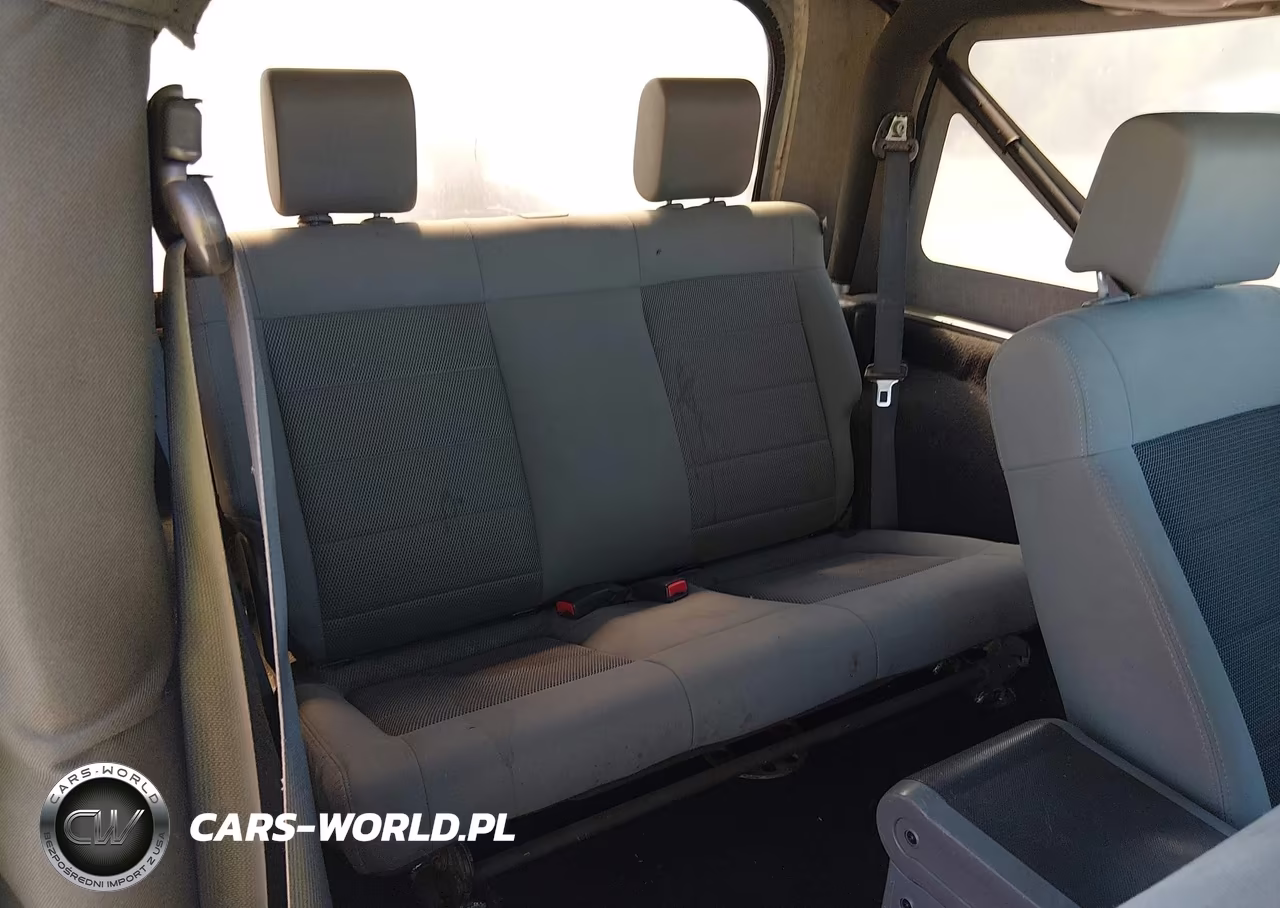 2009 Jeep Wrangler X VIN:1J4FA241X9L747830 - 8