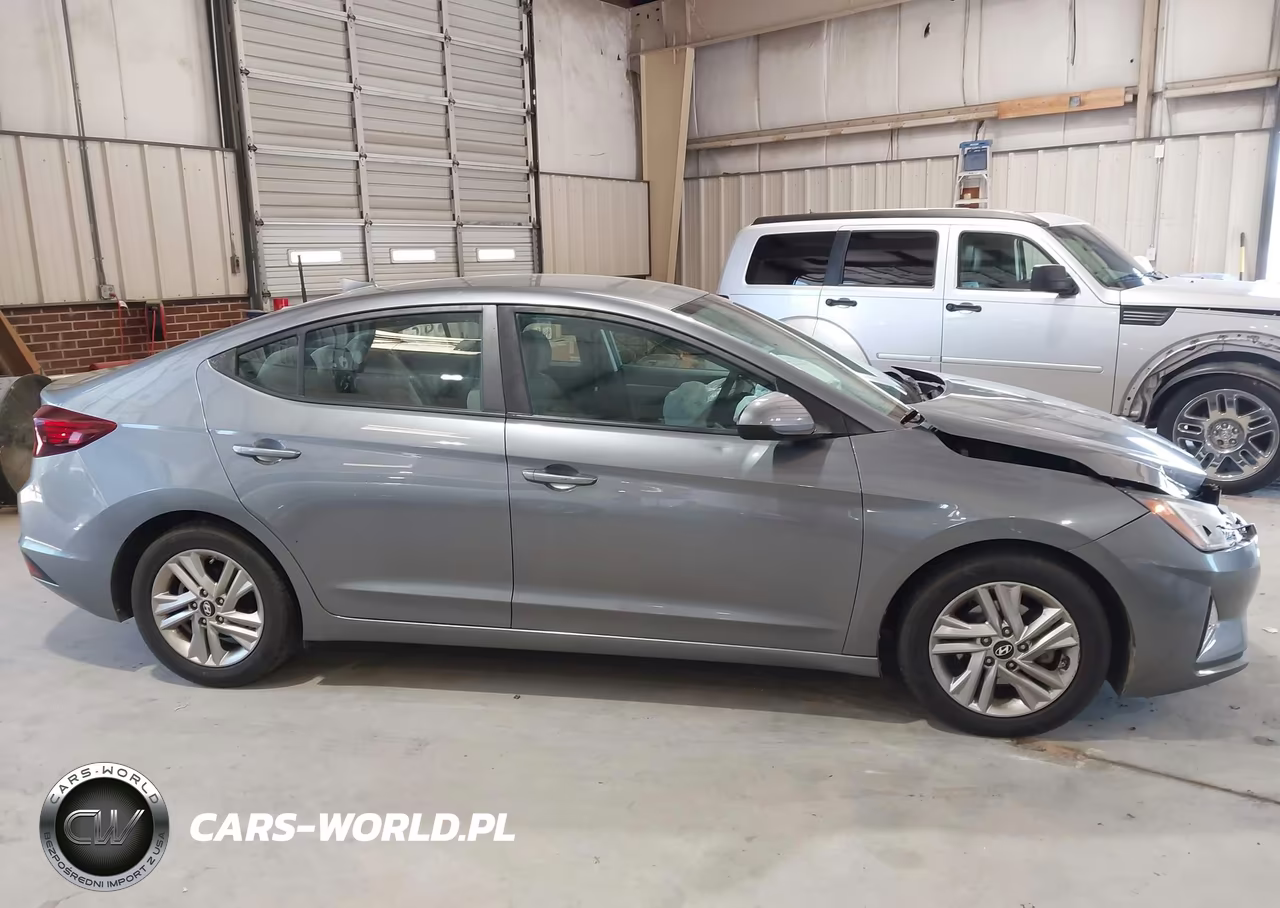 2019 Hyundai Elantra Sel VIN:5NPD84LF4KH432016 - 13