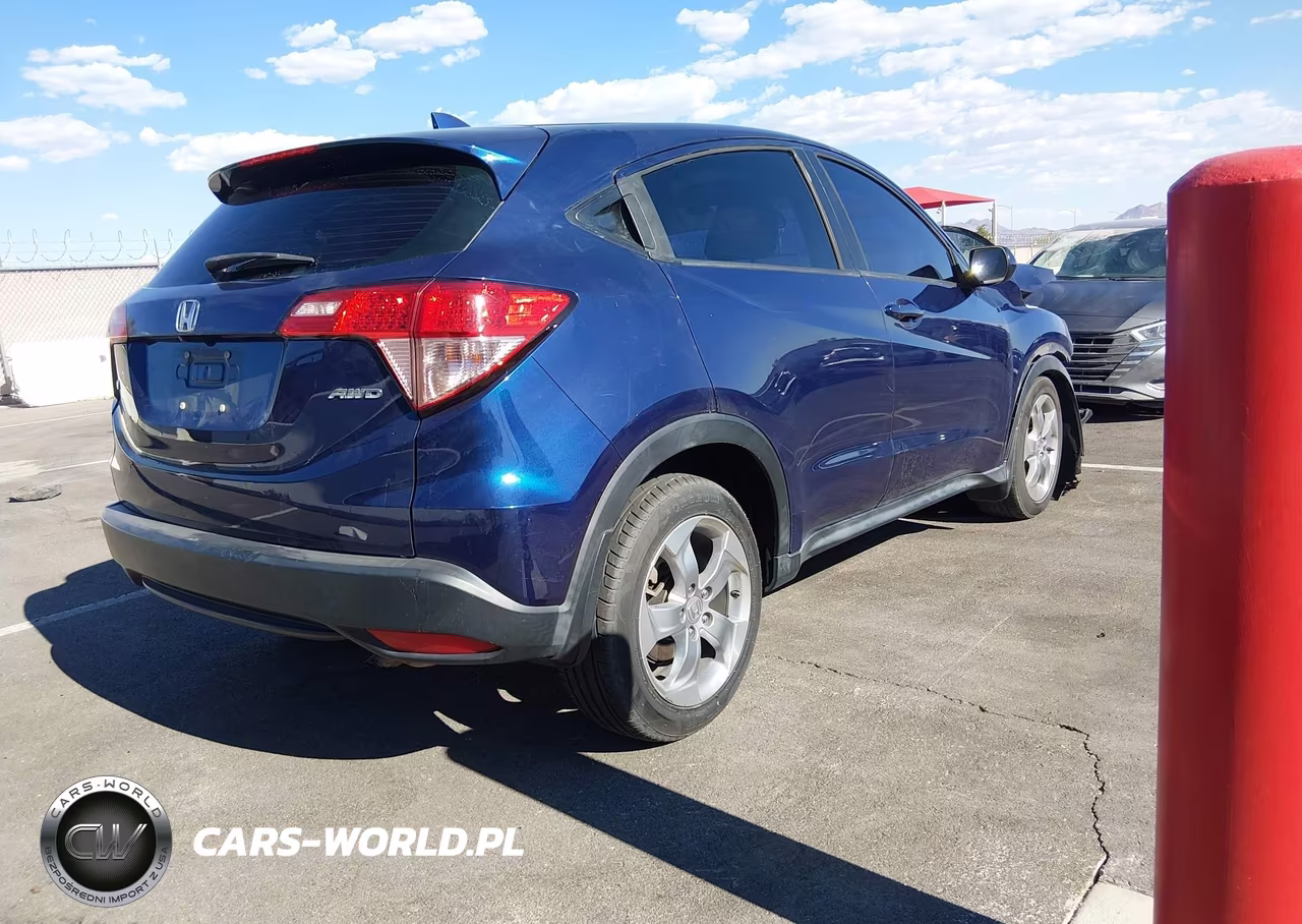 2017 Honda Hr-V Lx VIN:3CZRU6H38HG700475 - 4