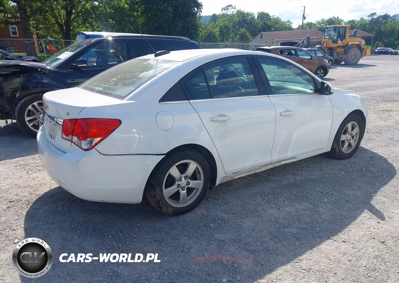 2016 Chevrolet Cruze Limited 1Lt Auto VIN:1G1PE5SB1G7108357 - 4