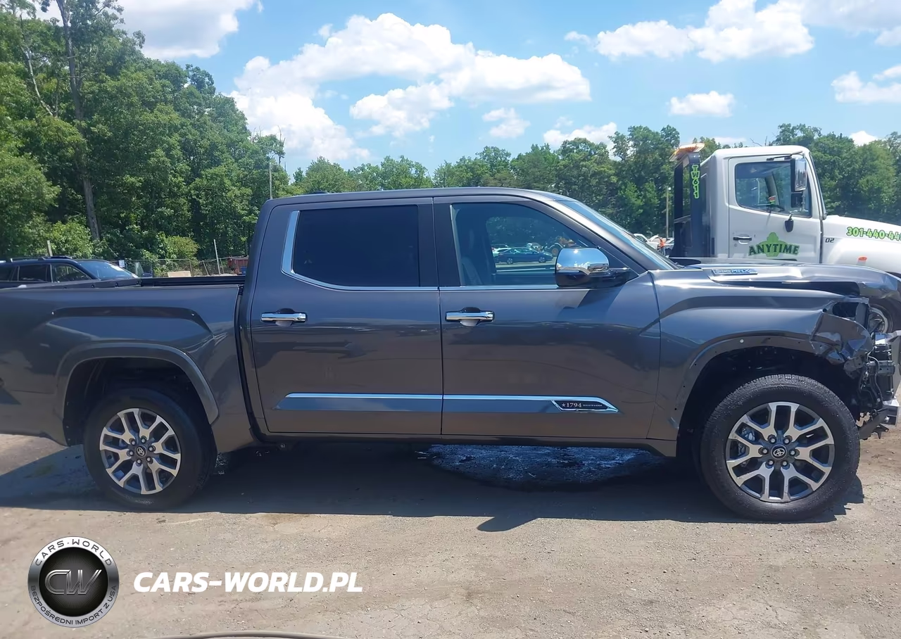 2025 Toyota Tundra Hybrid 1794 Edition Crewmax 5.5' Bed VIN:5TFMC5DB6SX113656 - 13