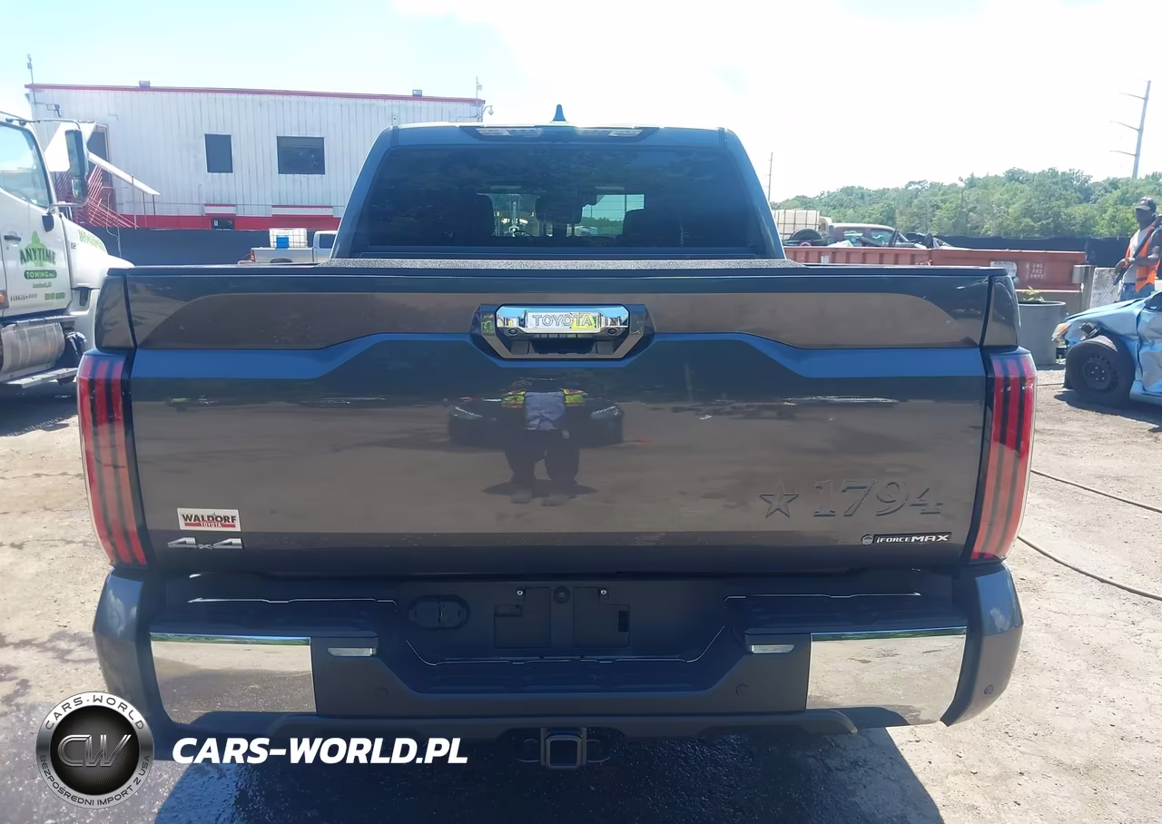 2025 Toyota Tundra Hybrid 1794 Edition Crewmax 5.5' Bed VIN:5TFMC5DB6SX113656 - 16