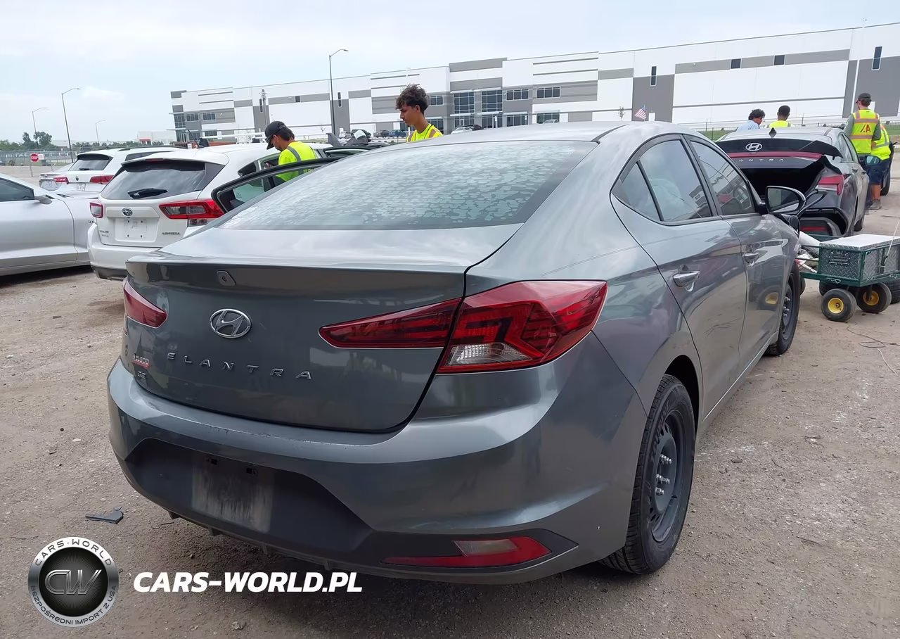 2019 Hyundai Elantra Se VIN:KMHD74LF0KU793845 - 4