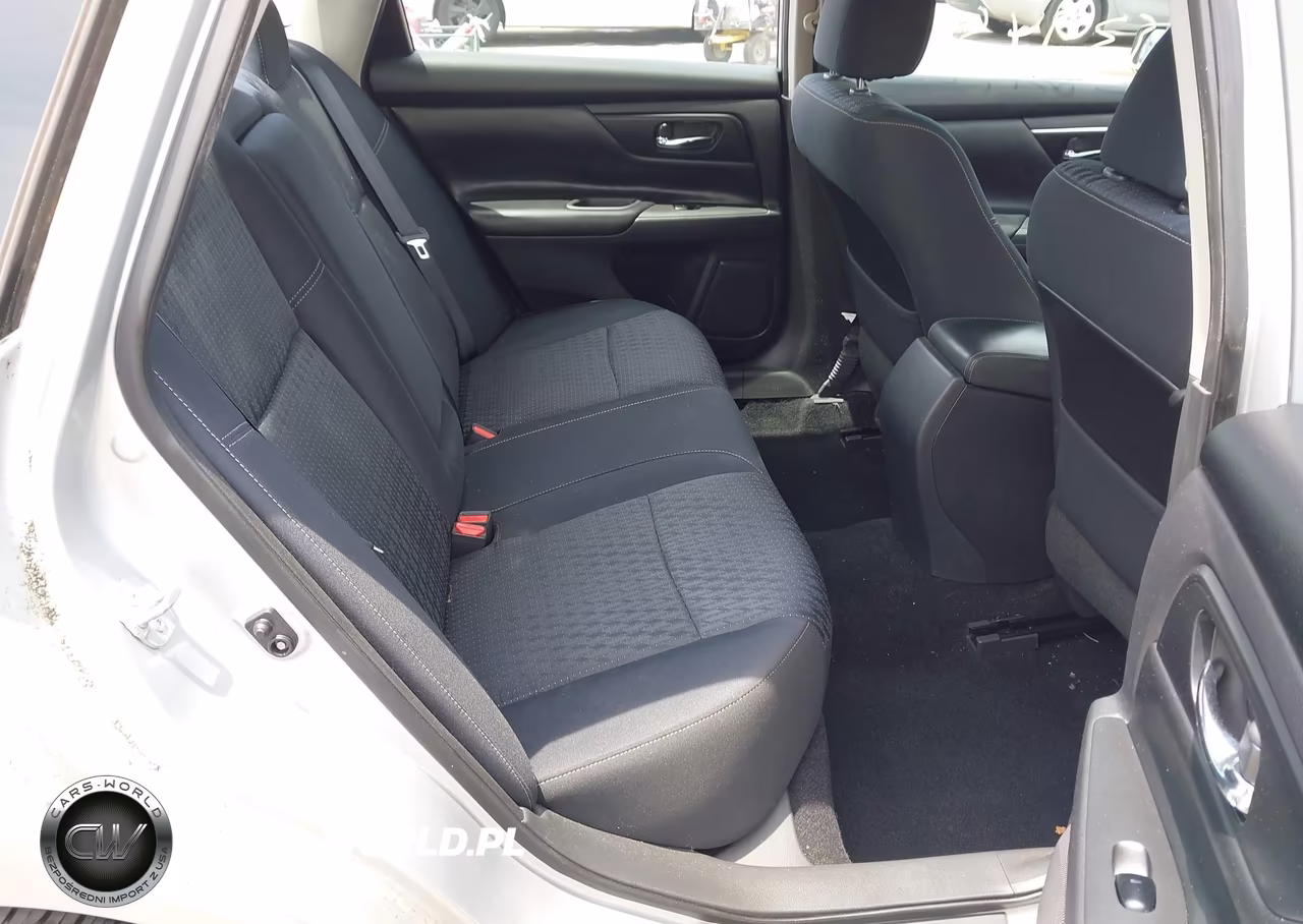 2017 Nissan Altima 2.5 S VIN:1N4AL3AP4HN327112 - 8