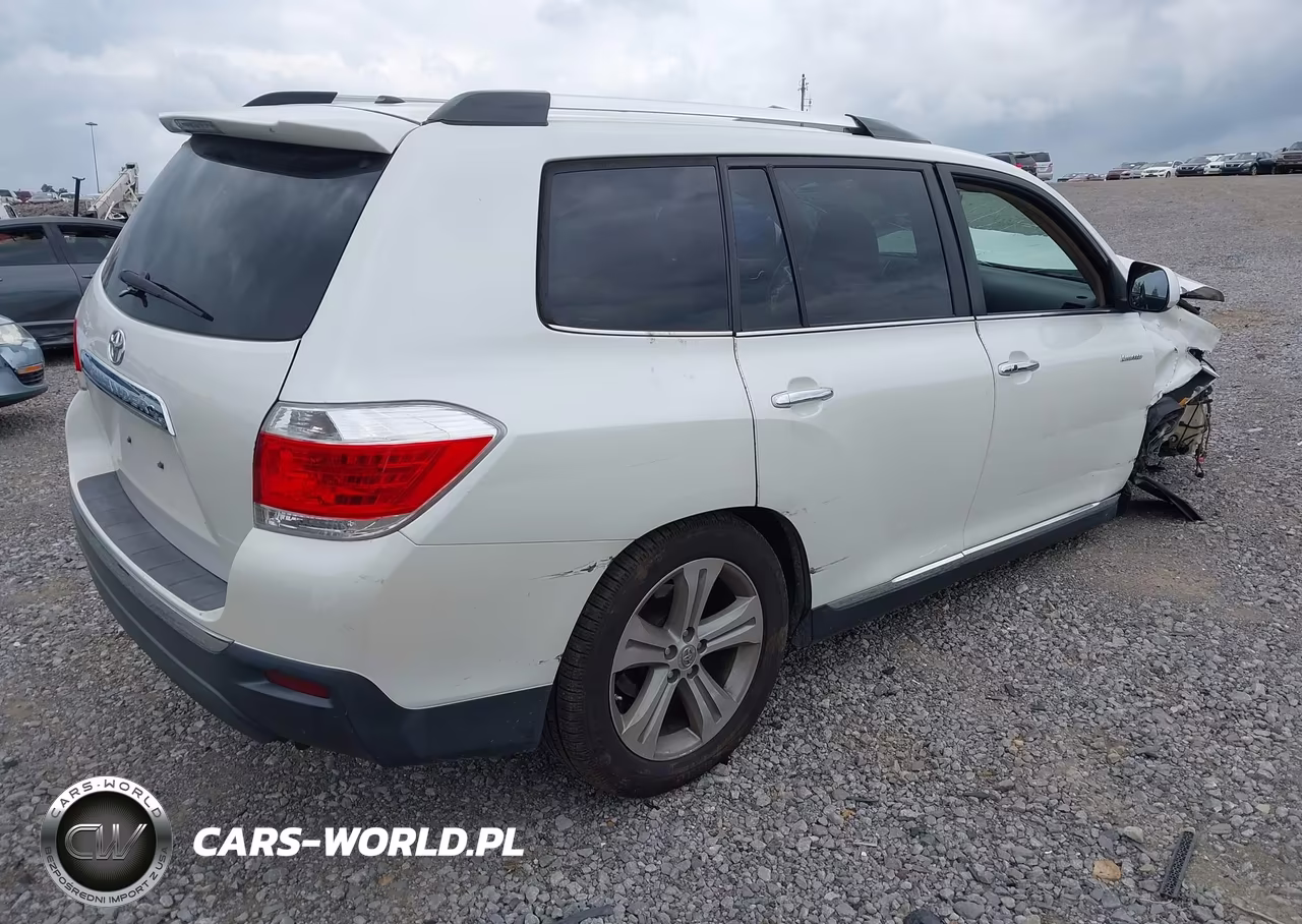2013 Toyota Highlander Limited V6 VIN:5TDYK3EHXDS108206 - 4