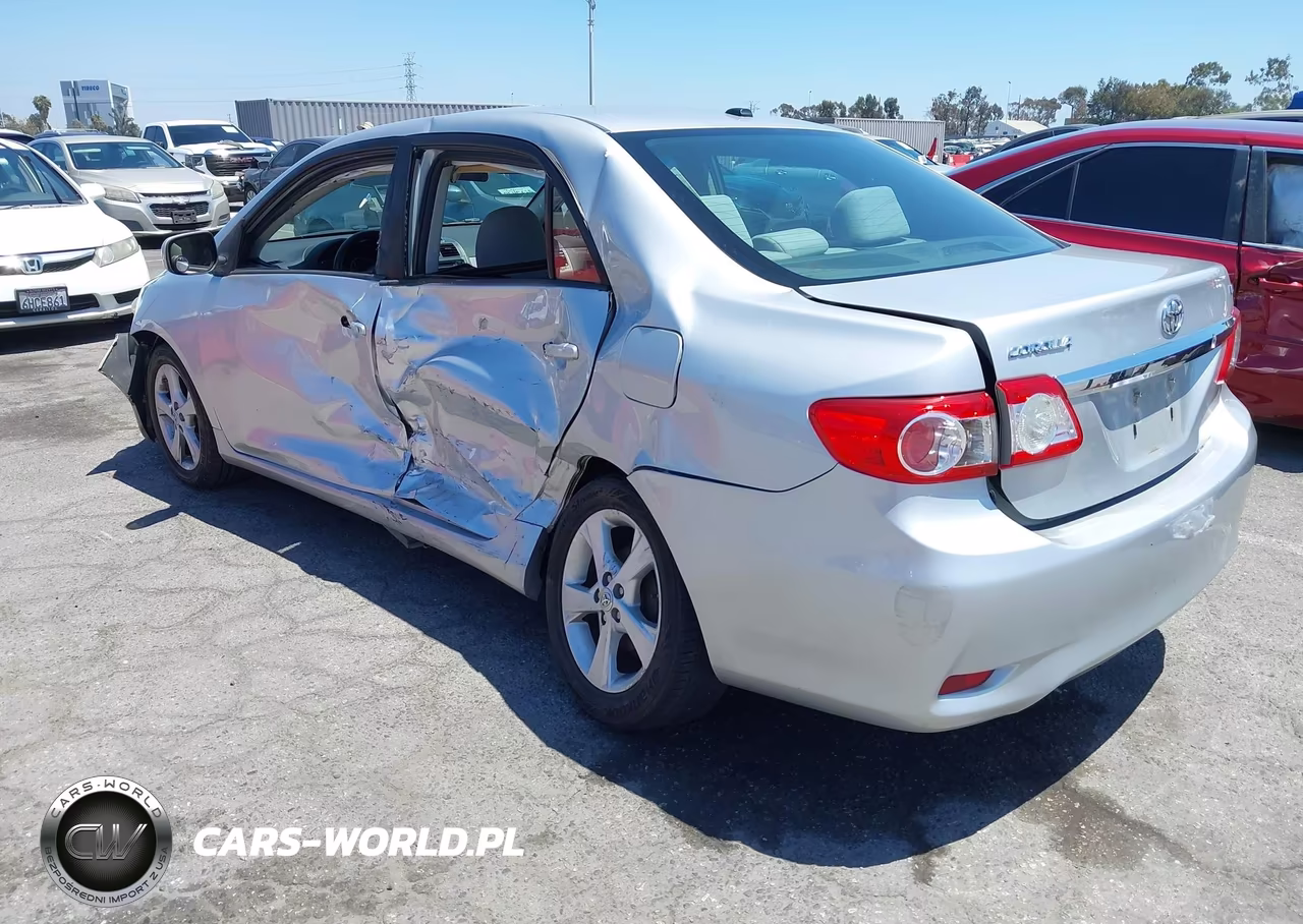 2012 Toyota Corolla Le VIN:5YFBU4EE9CP014854 - 3