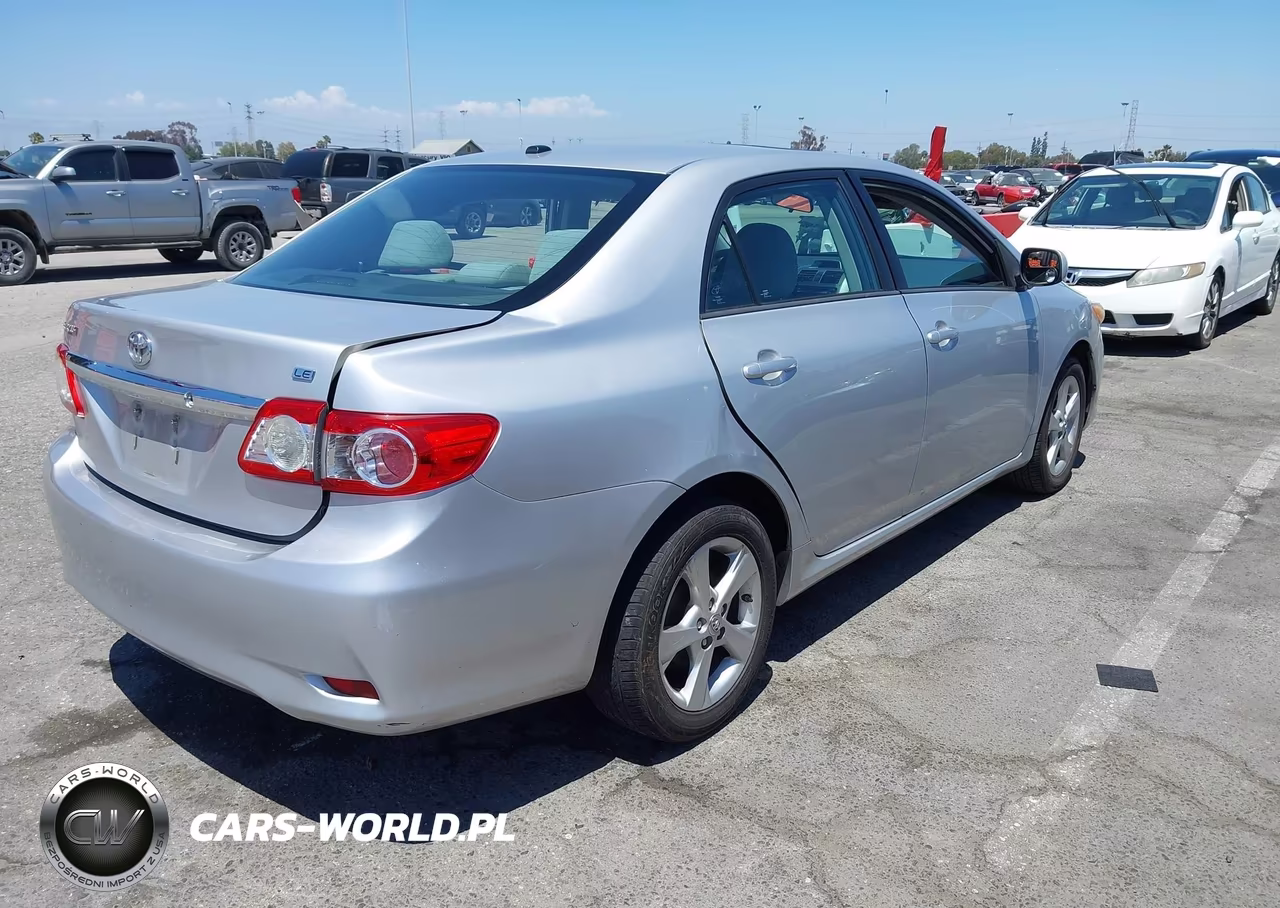 2012 Toyota Corolla Le VIN:5YFBU4EE9CP014854 - 4
