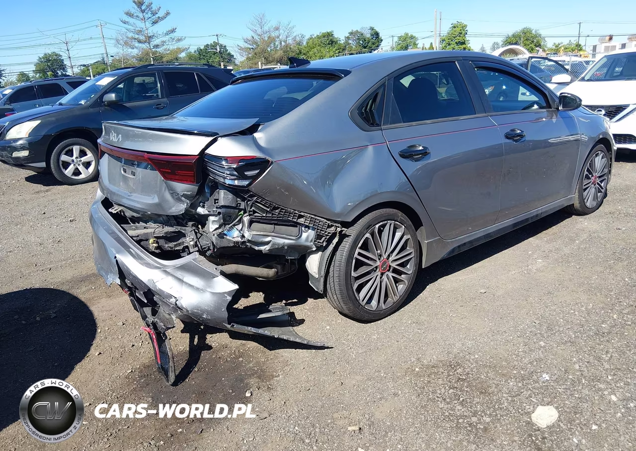 2022 Kia Forte Gt VIN:3KPF44AC2NE473217 - 4