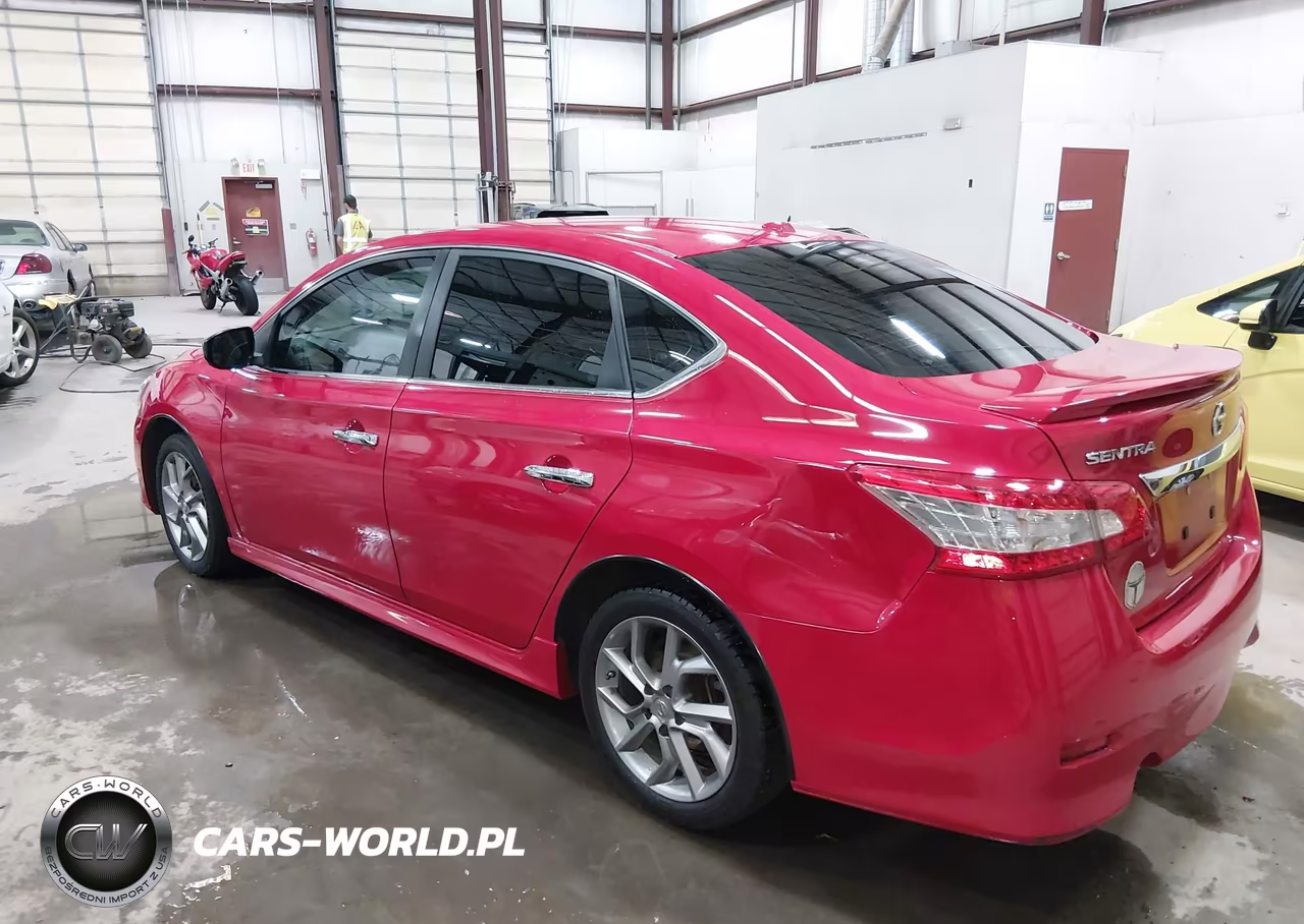 2015 Nissan Sentra Sr VIN:3N1AB7AP8FY277645 - 3