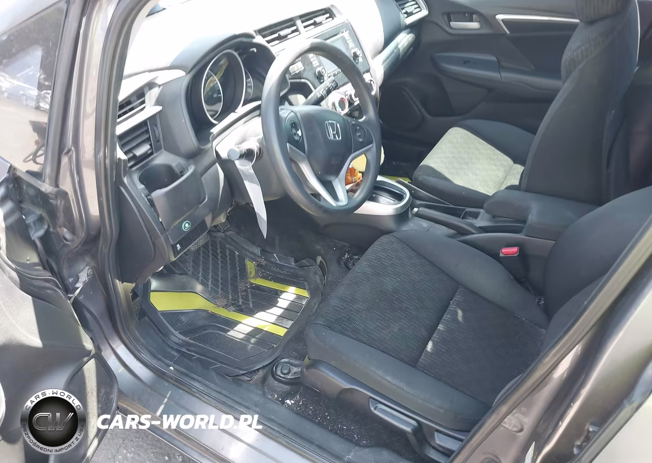 2015 Honda Fit Lx VIN:3HGGK5H52FM705878 - 18