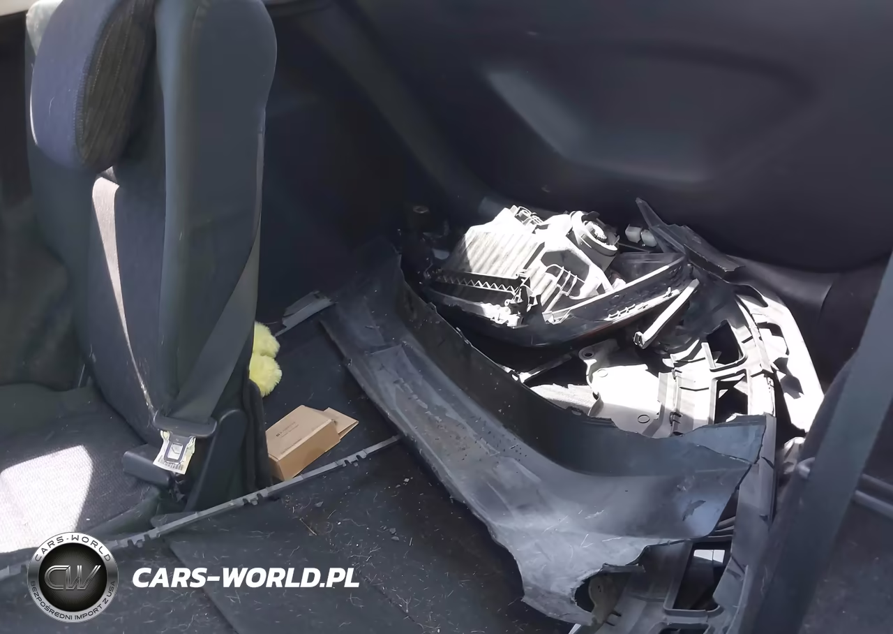 2015 Honda Fit Lx VIN:3HGGK5H52FM705878 - 21