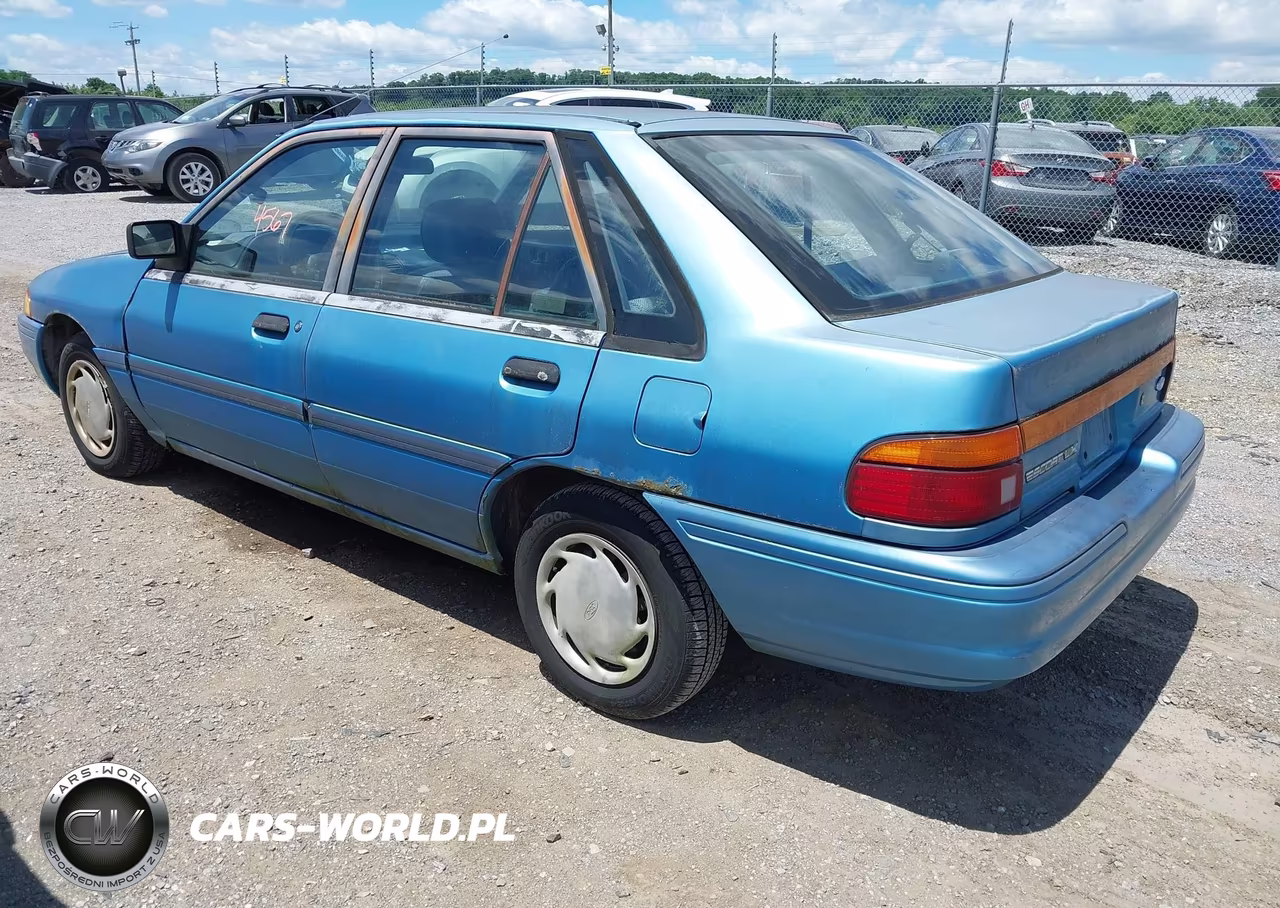 1993 Ford Escort Lx VIN:1FAPP14JXPW218088 - 3