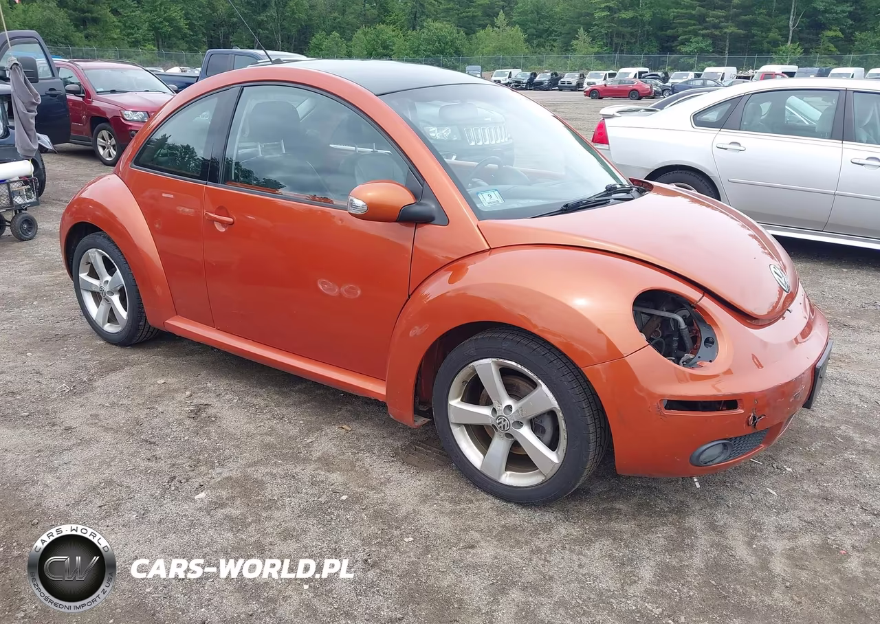 2010 Volkswagen New Beetle 2.5L Red Rock Edition