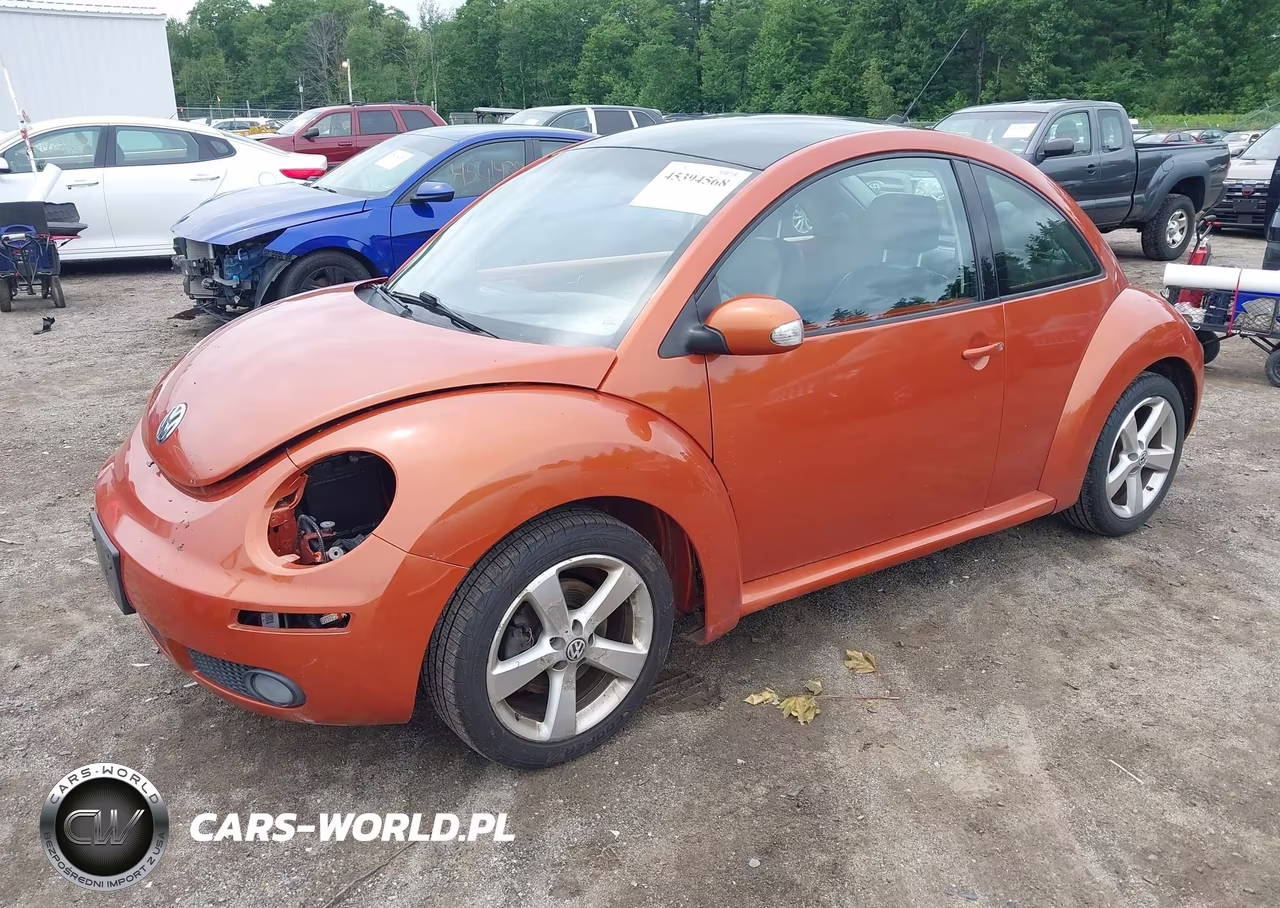 2010 Volkswagen New Beetle 2.5L Red Rock Edition VIN:3VWPG3AG7AM034634 - 2