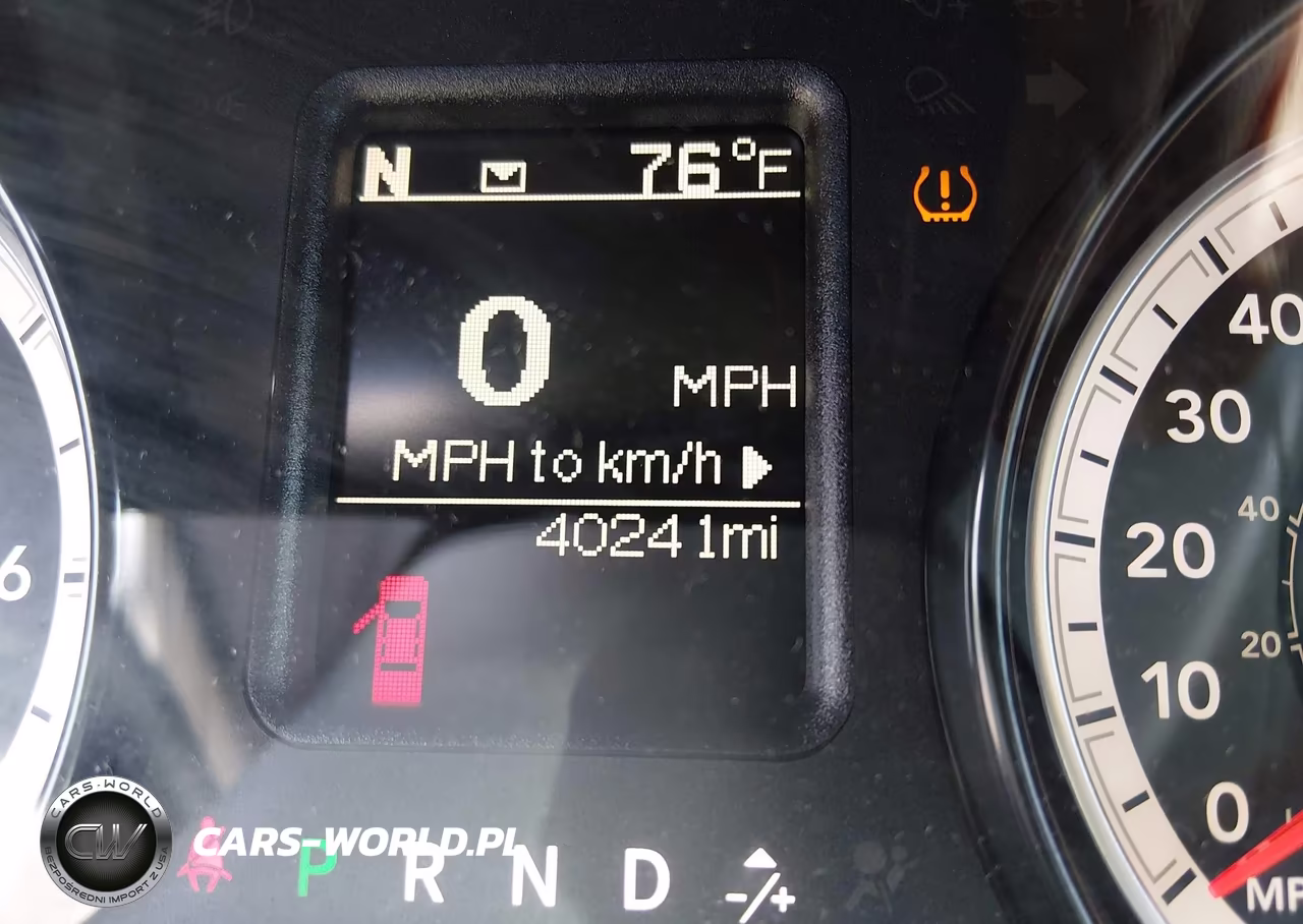 2016 Ram 1500 Tradesman VIN:1C6RR6KG8GS367888 - 15