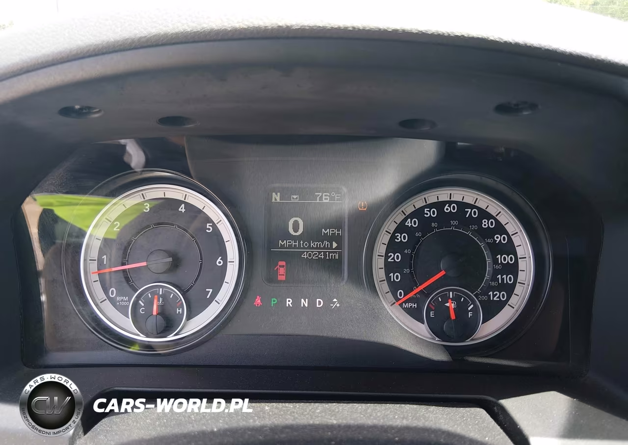 2016 Ram 1500 Tradesman VIN:1C6RR6KG8GS367888 - 7