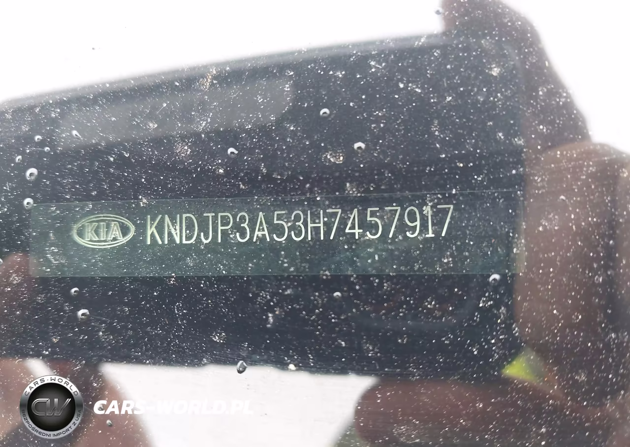 2017 Kia Soul + VIN:KNDJP3A53H7457917 - 18