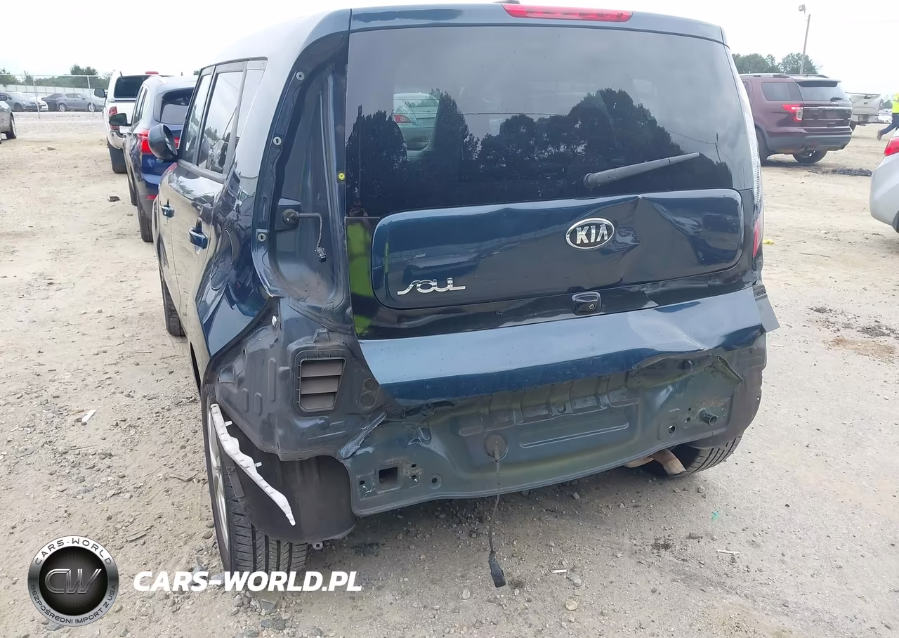 2017 Kia Soul + VIN:KNDJP3A53H7457917 - 6