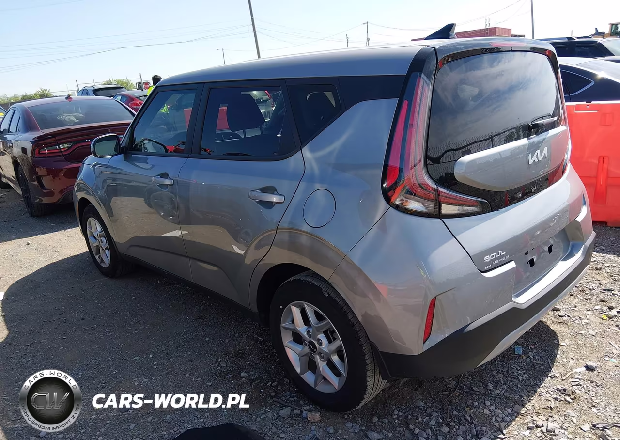 2025 Kia Soul Lx VIN:KNDJ23AU2S7935158 - 3