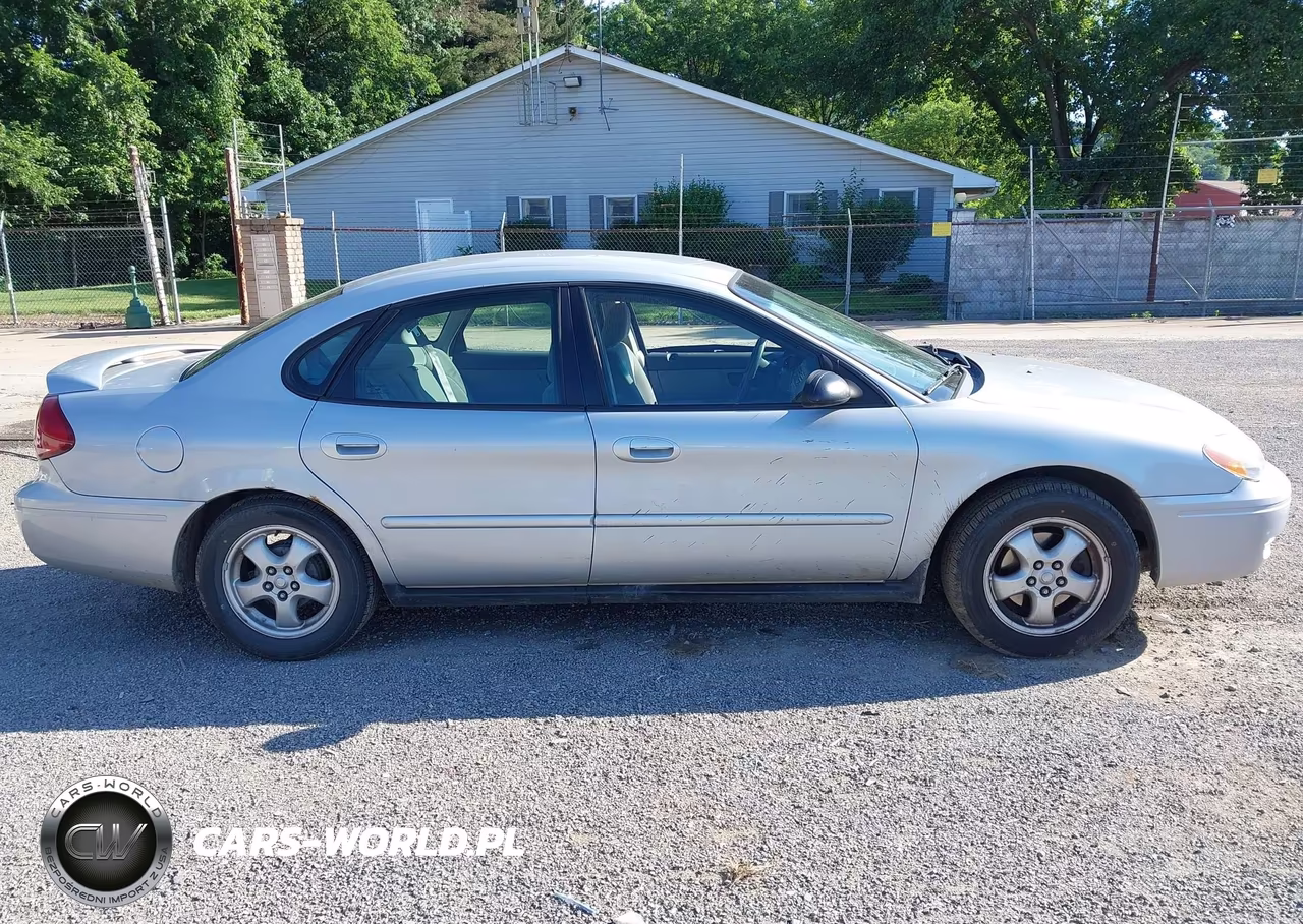 2007 Ford Taurus Se VIN:1FAFP53U17A182142 - 13