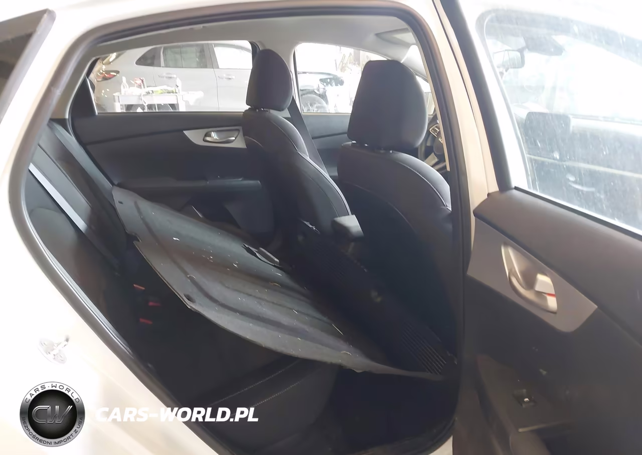 2024 Kia Forte Lxs VIN:3KPF24AD0RE817289 - 8