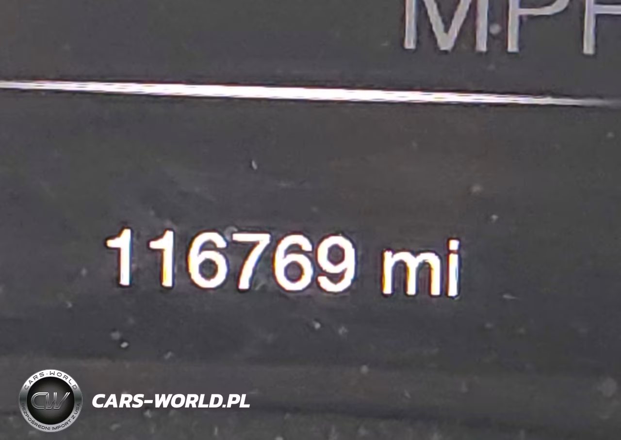 2018 Jeep Grand Cherokee Altitude 4X2 VIN:1C4RJEAG9JC511834 - 15