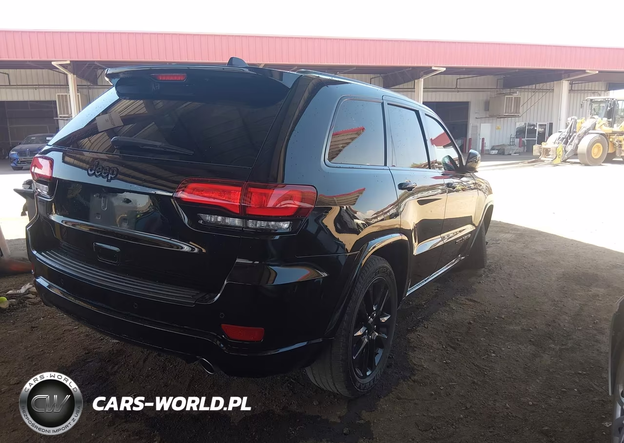2018 Jeep Grand Cherokee Altitude 4X2 VIN:1C4RJEAG9JC511834 - 4