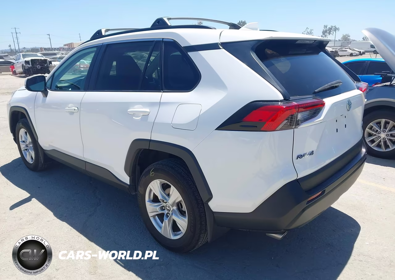 2021 Toyota Rav4 Xle VIN:2T3W1RFV9MW158711 - 3