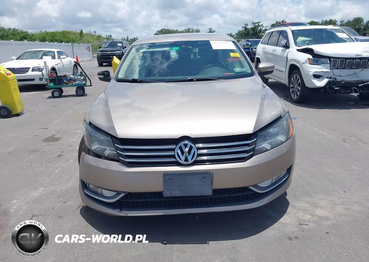 2015 Volkswagen Passat 1.8T Limited Edition VIN:1VWAS7A3XFC079875 - 12