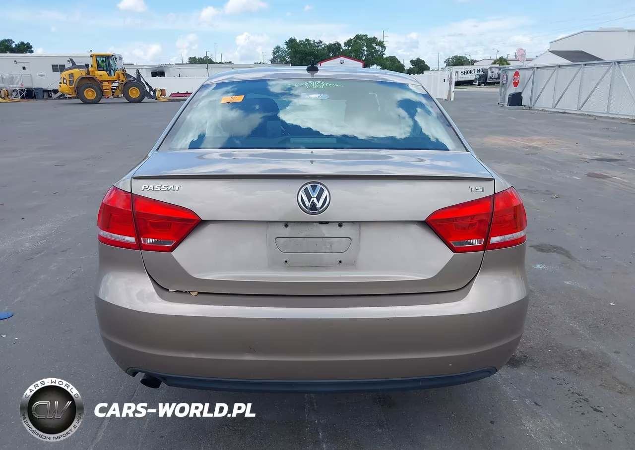2015 Volkswagen Passat 1.8T Limited Edition VIN:1VWAS7A3XFC079875 - 16
