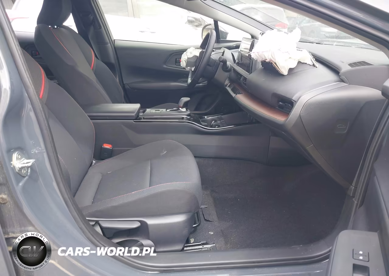 2024 Toyota Prius Prime Se VIN:JTDACACU4R3020375 - 5