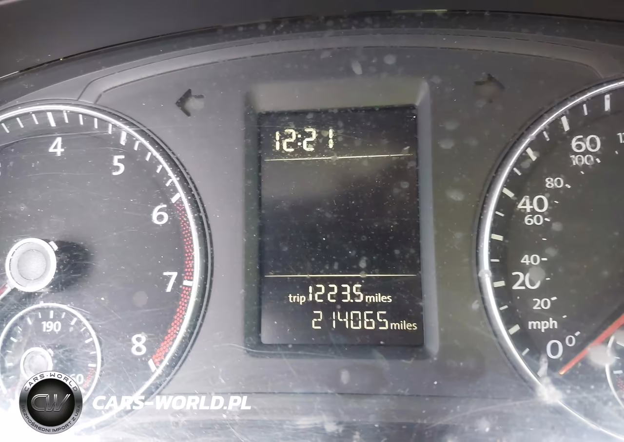 2014 Volkswagen Passat 1.8T Wolfsburg Edition VIN:1VWAT7A36EC087077 - 7