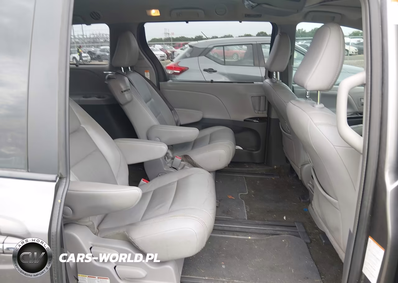 2018 Toyota Sienna Xle 8 Passenger VIN:5TDYZ3DC3JS953735 - 8