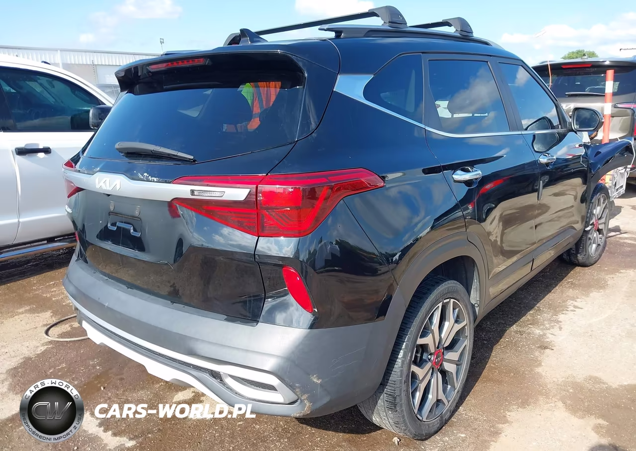 2022 Kia Seltos VIN:KNDETCA20N7247810 - 4