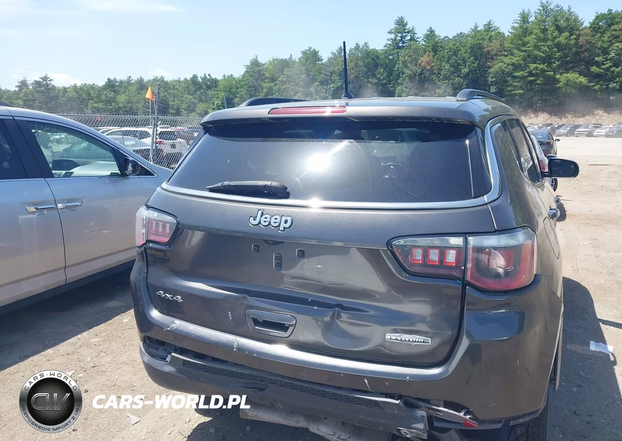 2018 Jeep Compass Latitude 4X4 VIN:3C4NJDBB9JT177871 - 15