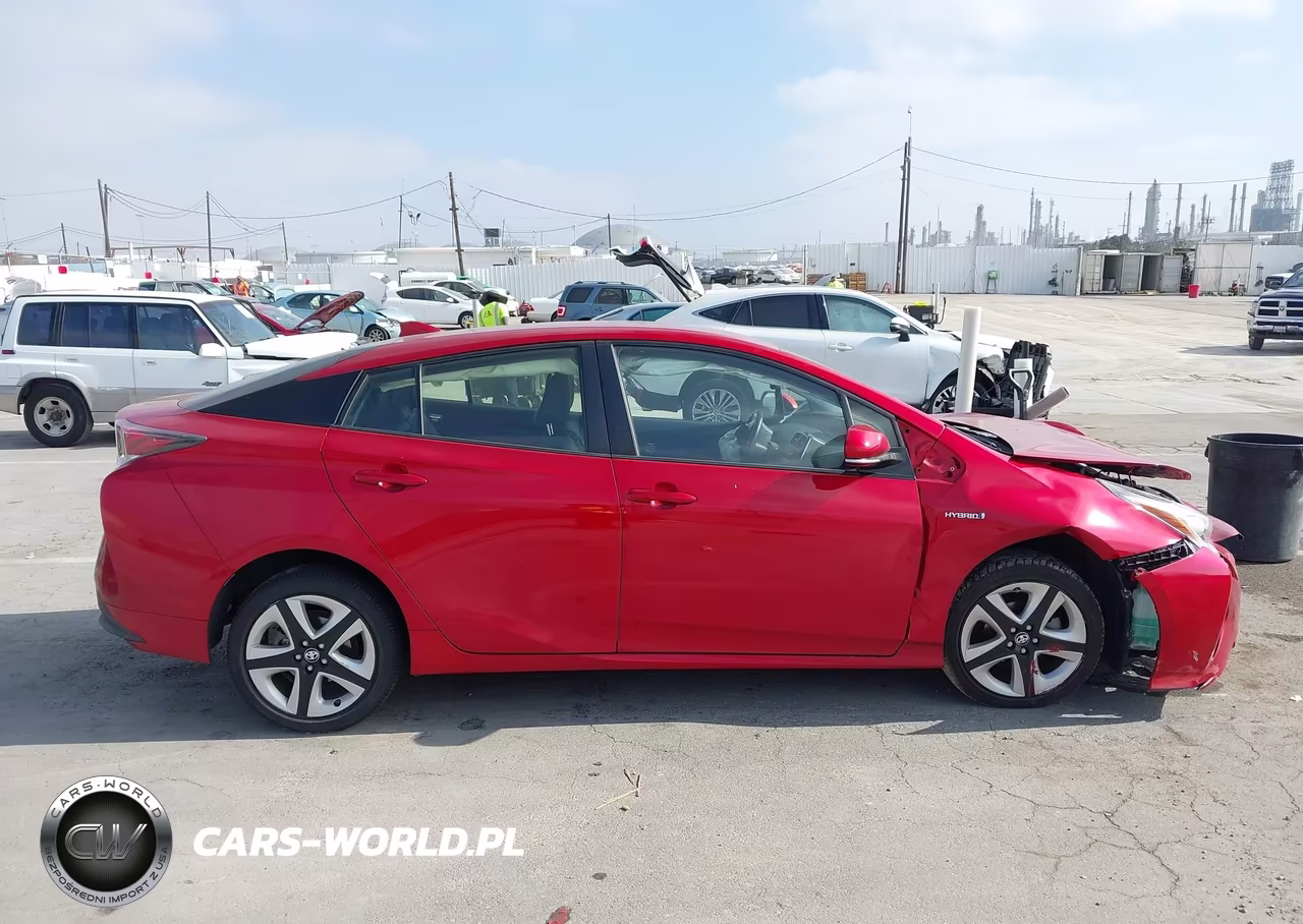 2016 Toyota Prius Four Touring VIN:JTDKARFU8G3523165 - 13
