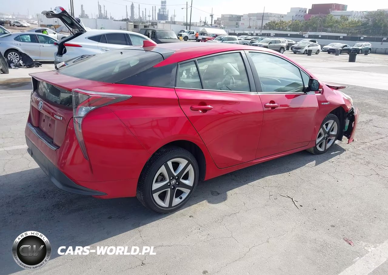 2016 Toyota Prius Four Touring VIN:JTDKARFU8G3523165 - 4