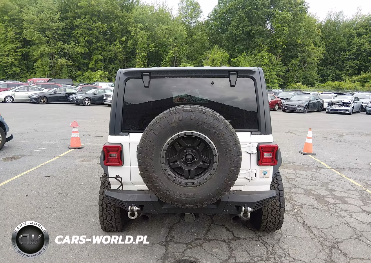 2019 Jeep Wrangler Unlimited Sport S 4X4 VIN:1C4HJXDG2KW662257 - 17