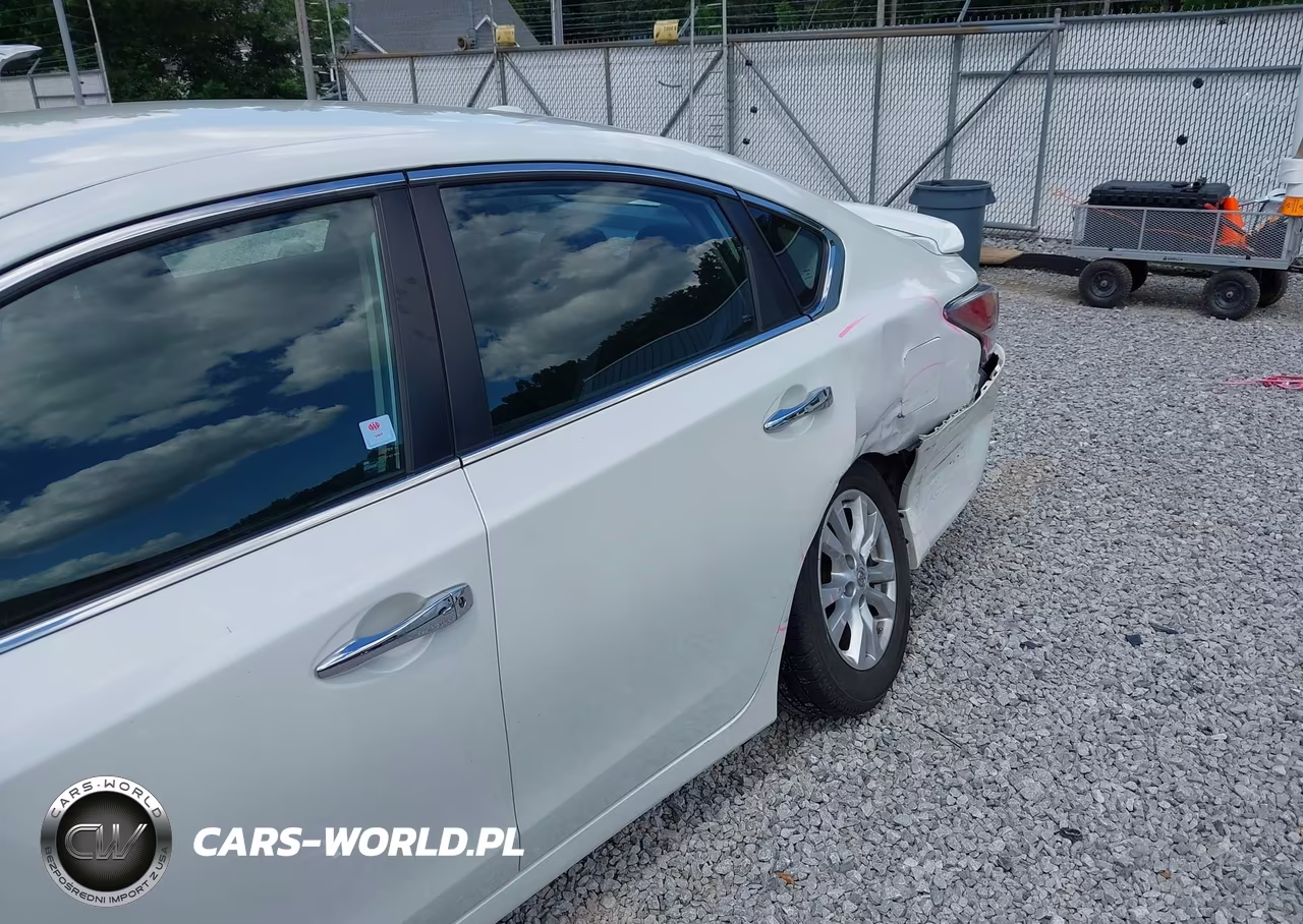 2014 Nissan Altima 2.5 S VIN:1N4AL3AP1EC161302 - 14