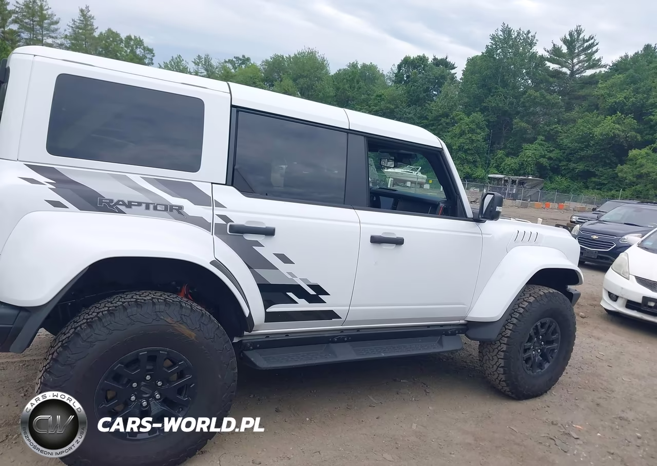 2025 Ford Bronco Raptor VIN:1FMEE0RR0SLB29989 - 13