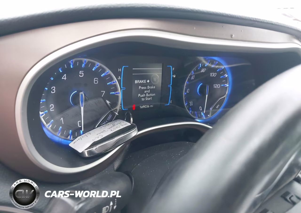 2017 Chrysler Pacifica Touring-L VIN:2C4RC1BG9HR534971 - 15