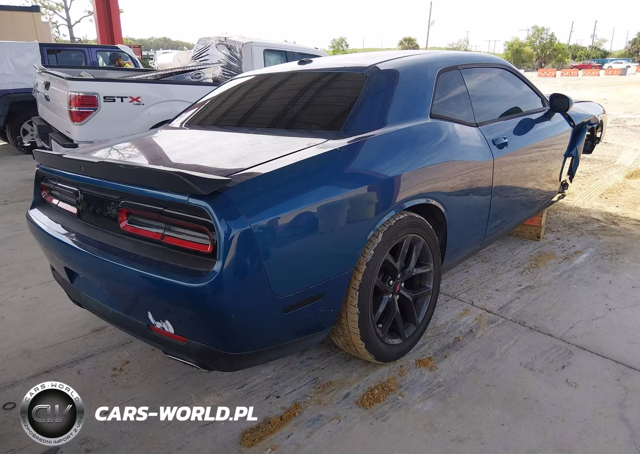 2020 Dodge Challenger Sxt VIN:2C3CDZAG0LH133928 - 4