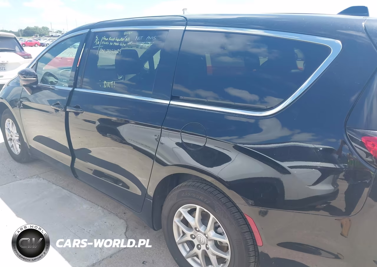 2025 Chrysler Pacifica Select VIN:2C4RC1BG1SR611629 - 14